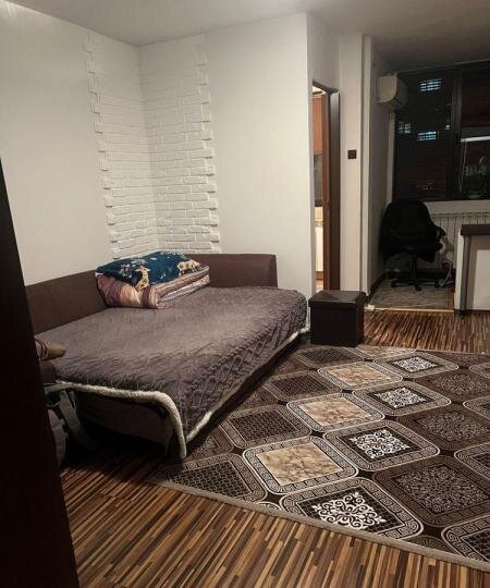 Eroii Revolutiei, piata Progresu, garsoniera confort 1